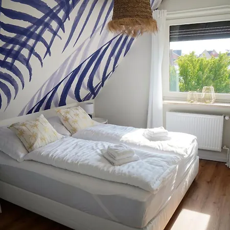 Blue Coastal Chic Balkon Hafennaehe - Butze 5 Apartament