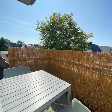 Blue Coastal Chic Balkon Hafennaehe - Butze 5 Apartament *